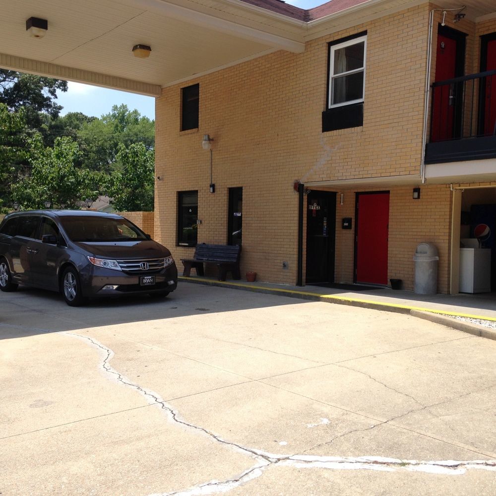 Knights Inn Elizabethtown Exterior photo