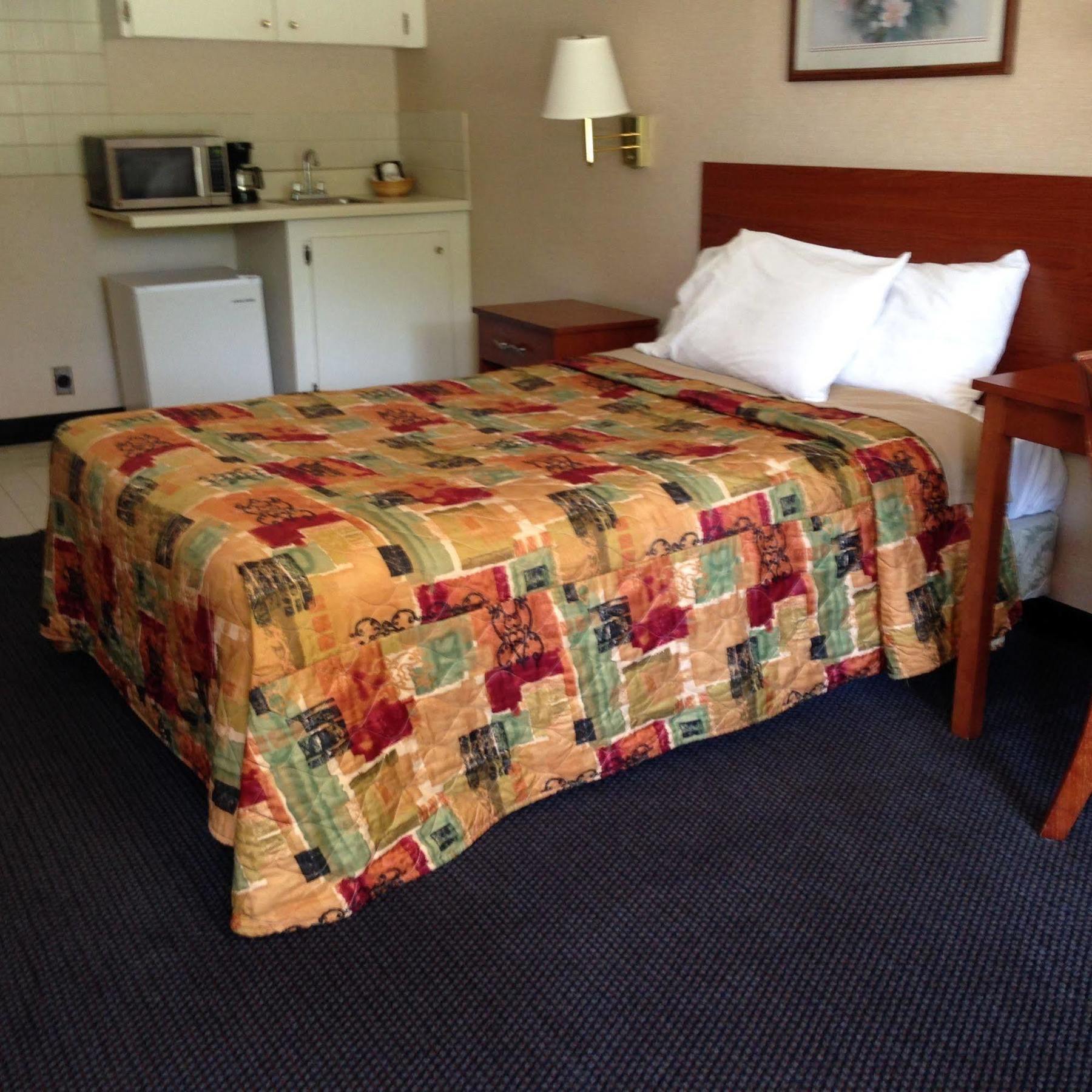 Knights Inn Elizabethtown Exterior photo